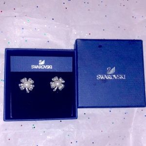 Swarovski Diamond Crystal Pearl 4 leaf clover lucky love lover earrings set BOX